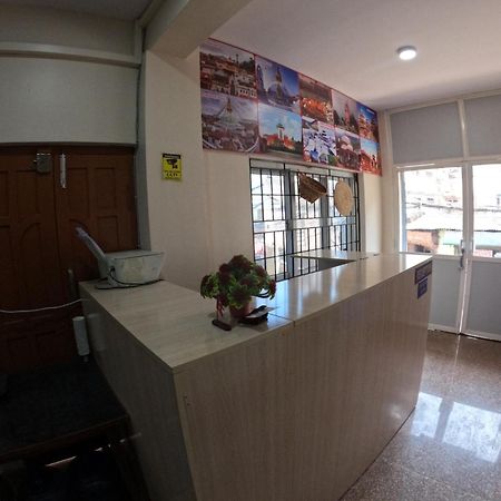 Hotel Global Village Катманду Екстер'єр фото