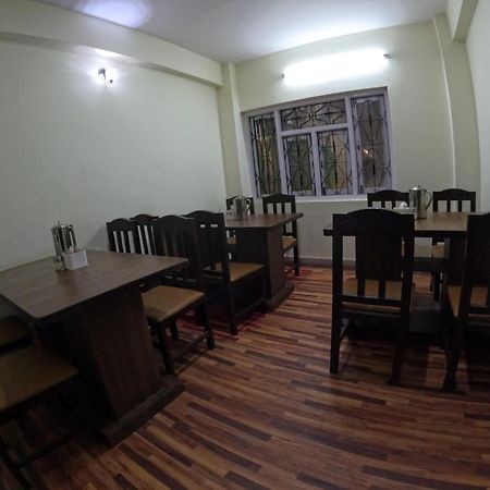 Hotel Global Village Катманду Екстер'єр фото